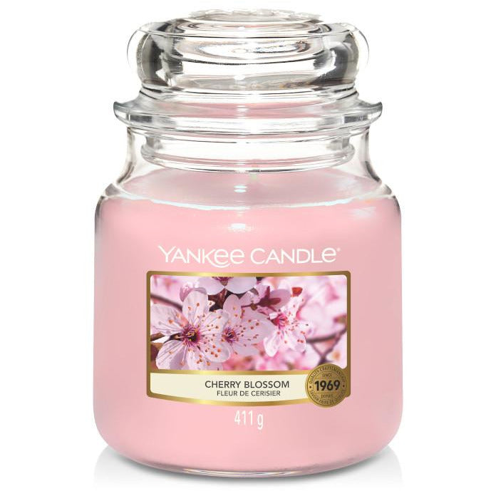 yankee-candle-cherry-blossom-medium-jar